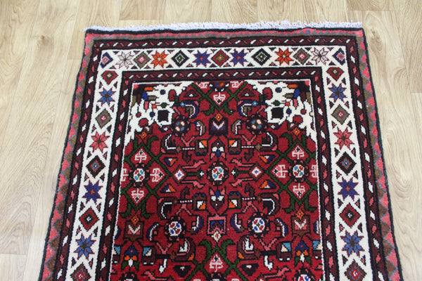 Persian Hamadan Runner 305 × 78 cm – Hand-Knotted Wool Herati Design Rug