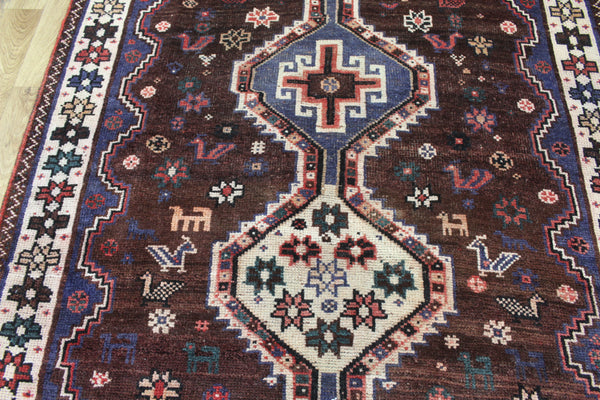 Vintage Persian Qashqai Shiraz Rug 200 × 140 cm – Brown Field Triple Medallion Tribal Design