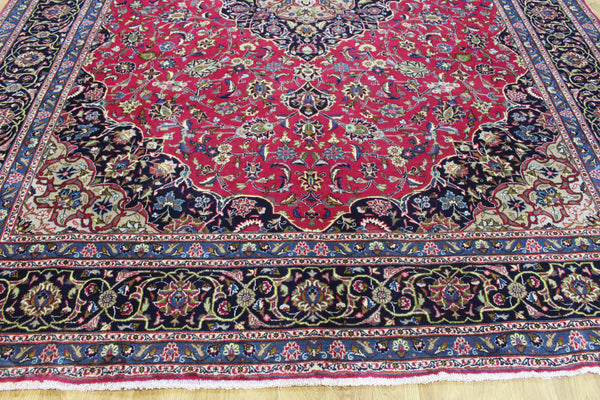 Large Persian Mashhad Carpet 394 × 296 cm – Hand-Knotted Wool Medallion Rug