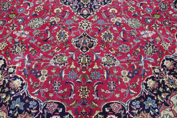Large Persian Mashhad Carpet 394 × 296 cm – Hand-Knotted Wool Medallion Rug