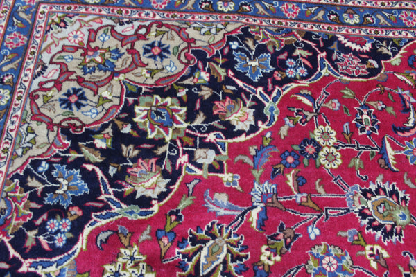 Large Persian Mashhad Carpet 394 × 296 cm – Hand-Knotted Wool Medallion Rug