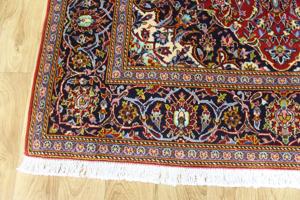 FINE PERSIAN KASHAN RUG WOOL AND SILK 218 X 142 CM