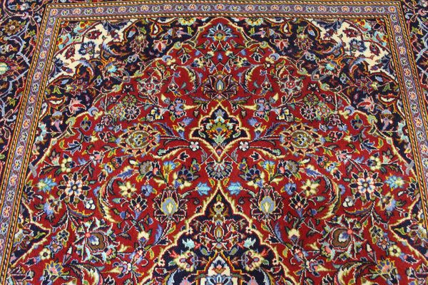 FINE PERSIAN KASHAN RUG WOOL AND SILK 218 X 142 CM