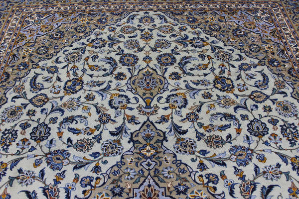 Large Persian Kashan Carpet 420 × 310 cm – Hand-Knotted Wool Medallion Rug