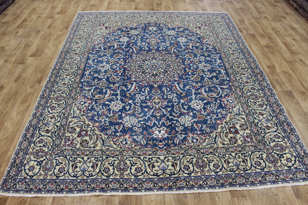 Persian Nain Wool & Silk Rug 244 × 192 cm – Hand-Knotted Blue Medallion Carpet