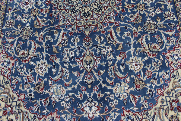 Persian Nain Wool & Silk Rug 244 × 192 cm – Hand-Knotted Blue Medallion Carpet
