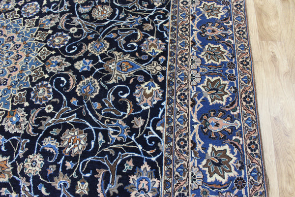 Vintage Persian Kashmir Carpet 326 × 282 cm – Hand-Knotted Floral Medallion Rug