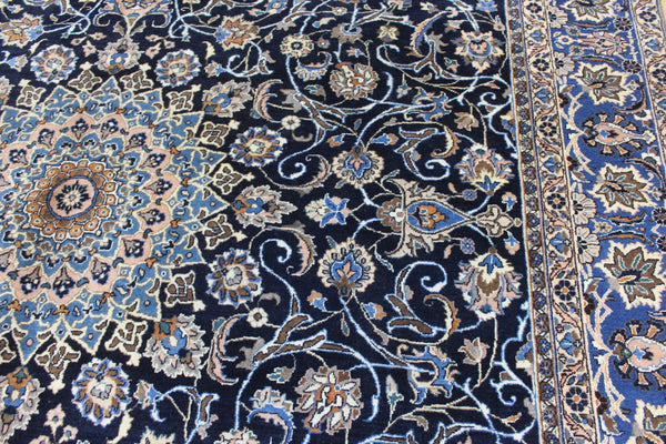 Vintage Persian Kashmir Carpet 326 × 282 cm – Hand-Knotted Floral Medallion Rug