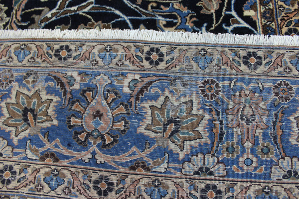 Vintage Persian Kashmir Carpet 326 × 282 cm – Hand-Knotted Floral Medallion Rug