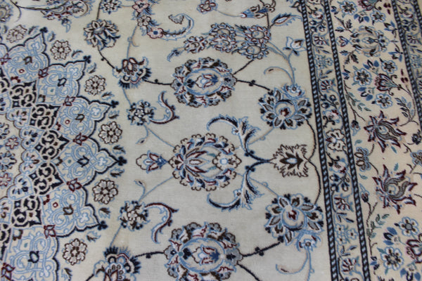 Large Persian Nain Wool &amp; Silk Carpet 421 × 290 cm – Fine Hand-Knotted Floral Rug