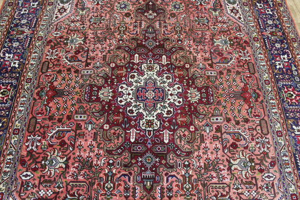 Persian Tabriz Carpet 290 × 194 cm – Hand-Knotted Wool Medallion Rug
