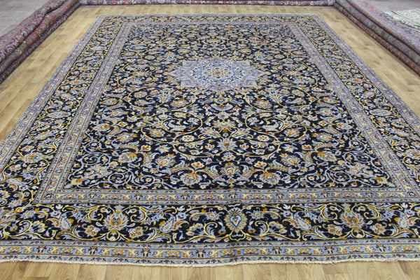 Large Persian Kashan Carpet 400 × 308 cm – Hand-Knotted Wool Rug
