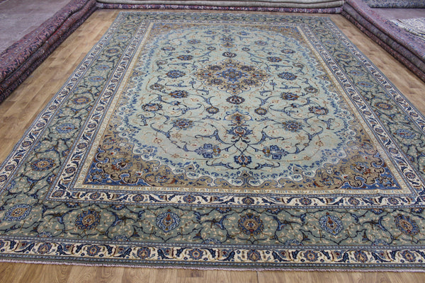 Extra Large Signed Persian Kashan Carpet 440 × 318 cm – Hand-Knotted Wool Rug