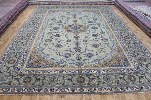 Extra Large Signed Persian Kashan Carpet 440 × 318 cm – Hand-Knotted Wool Rug