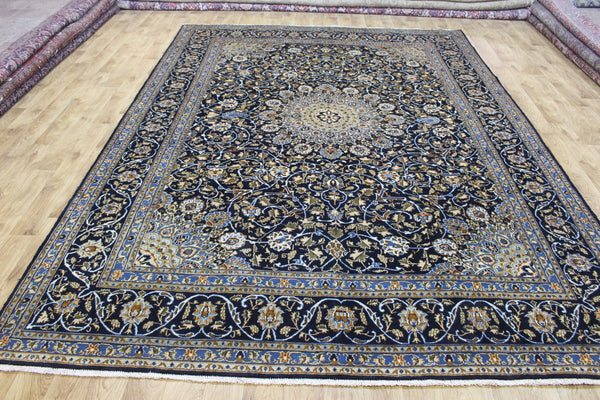 Large Persian Mashhad Carpet 345 × 245 cm – Hand-Knotted Wool Medallion Rug