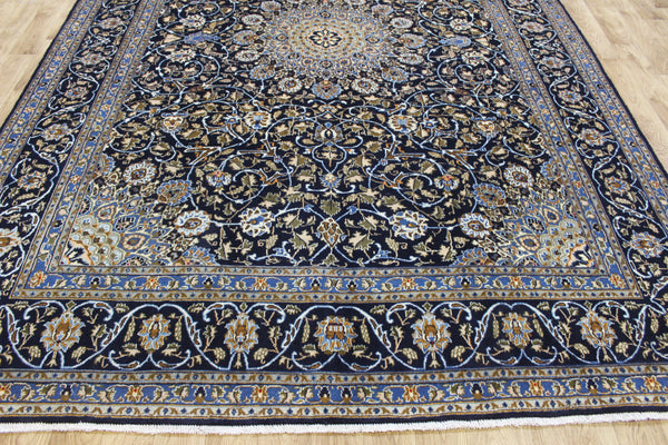 Large Persian Mashhad Carpet 345 × 245 cm – Hand-Knotted Wool Medallion Rug