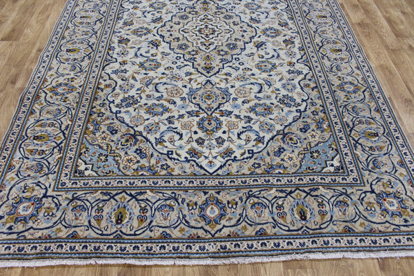 Persian Kashan Rug 293 × 200 cm – Hand-Knotted Wool Floral Medallion Carpet