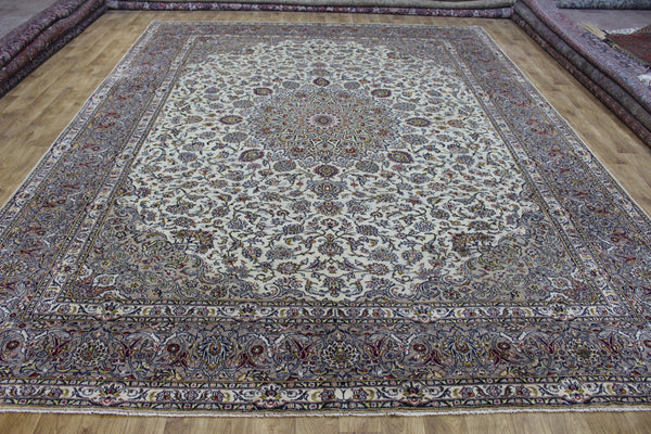 Large Persian Kashan Carpet 395 × 298 cm – Fine Hand-Knotted Wool Rug