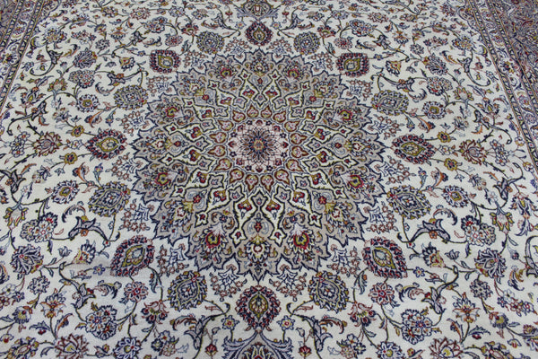 Large Persian Kashan Carpet 395 × 298 cm – Fine Hand-Knotted Wool Rug