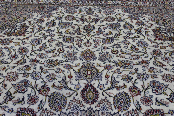 Large Persian Kashan Carpet 395 × 298 cm – Fine Hand-Knotted Wool Rug