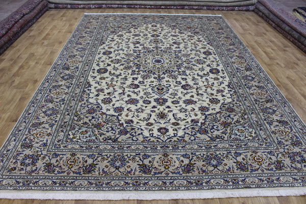 Persian Kashan Carpet 348 × 243 cm – Hand-Knotted Wool Rug