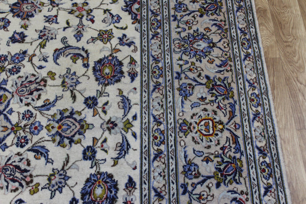 Persian Kashan Carpet 348 × 243 cm – Hand-Knotted Wool Rug