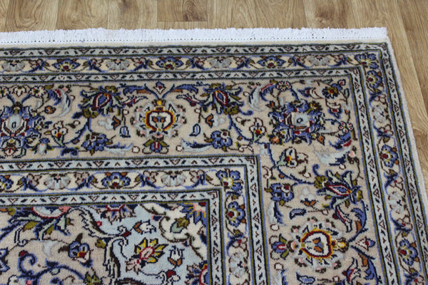Persian Kashan Carpet 348 × 243 cm – Hand-Knotted Wool Rug