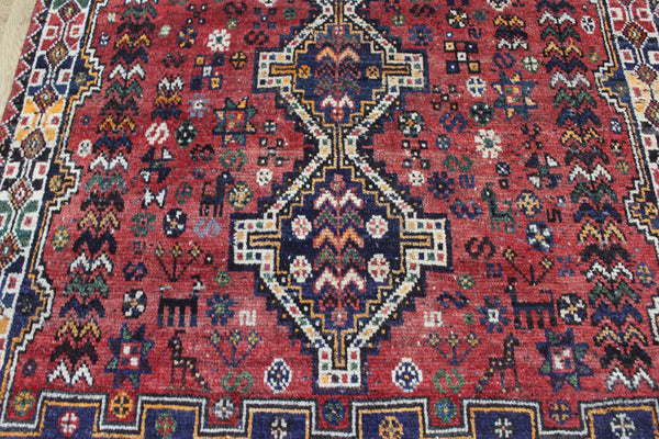 Vintage Persian Qashqai Shiraz Rug 193 × 160 cm – Hand-Knotted Tribal Wool Rug
