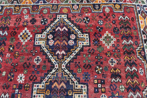 Vintage Persian Qashqai Shiraz Rug 193 × 160 cm – Hand-Knotted Tribal Wool Rug