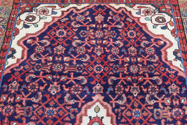 Persian Hamedan Long Rug 303 × 150 cm – Hand-Knotted Wool Tribal Carpet