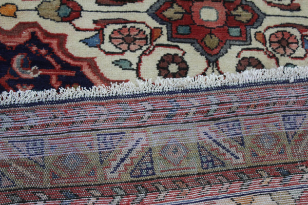 Persian Hamedan Long Rug 303 × 150 cm – Hand-Knotted Wool Tribal Carpet