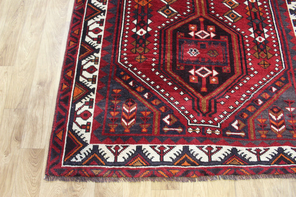 Vintage Persian Shiraz Qashqai Rug 248 × 145 cm – Hand-Knotted Wool Tribal Carpet