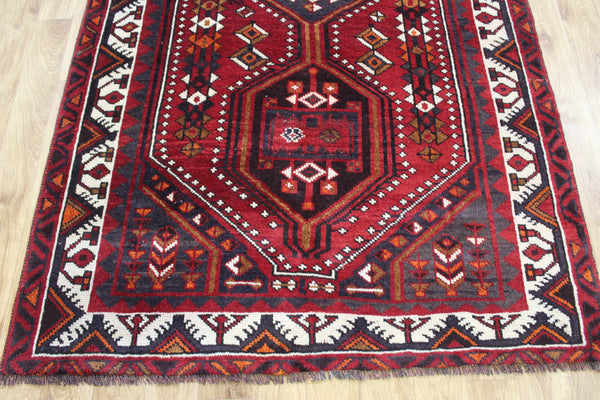 Vintage Persian Shiraz Qashqai Rug 248 × 145 cm – Hand-Knotted Wool Tribal Carpet