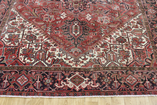 Antique Persian Heriz Carpet 345 × 250 cm – 1930s Hand-Knotted Wool Rug