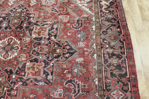 Antique Persian Heriz Carpet 345 × 250 cm – 1930s Hand-Knotted Wool Rug