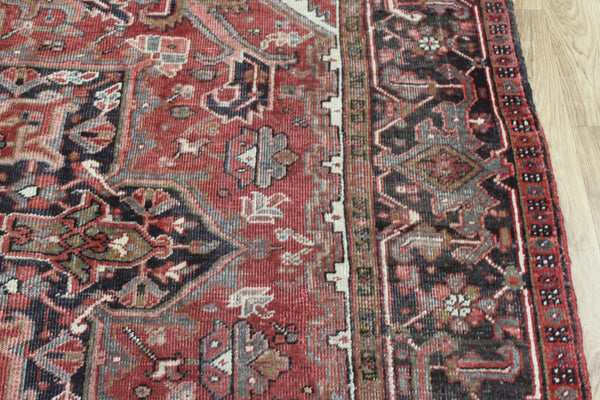 Antique Persian Heriz Carpet 345 × 250 cm – 1930s Hand-Knotted Wool Rug