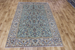 AN OUTSTANDING PERSIAN KASHAN RUG WITH SUPERB DESIGN AND COLOURS 215 X 137 CM