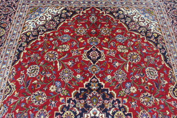 FINE HANDMADE PERSIAN KASHAN CARPET 295 X 190 CM