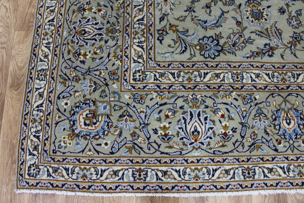 SIGNED HANDMADE PERSIAN KASHAN CARPET WITH GREAT DESIGN AND COLOURS 382 X 270 CM