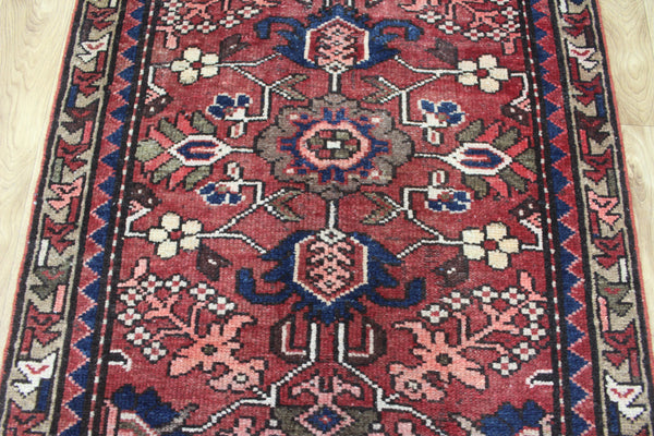 Antique Persian Heriz runner of traditional floral design 278 x 92 cm