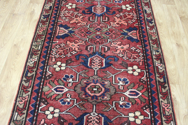 Antique Persian Heriz runner of traditional floral design 278 x 92 cm