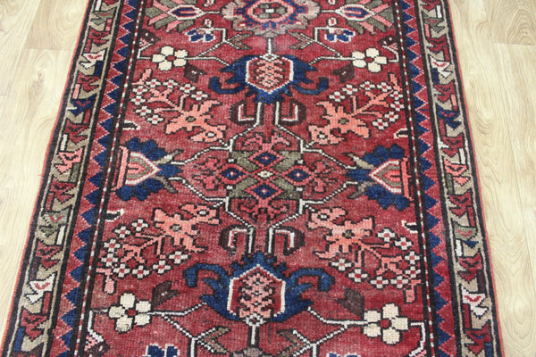 Antique Persian Heriz runner of traditional floral design 278 x 92 cm