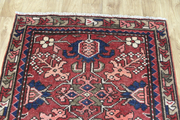 Antique Persian Heriz runner of traditional floral design 278 x 92 cm