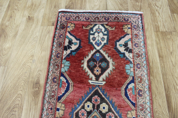 VINTAGE PERSIAN TABRIZ WOOL RUNNER 130 X 47