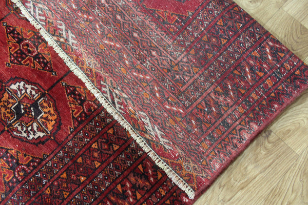 ANTIQUE BOKHARA WOOL RUG 180 X 126 CM