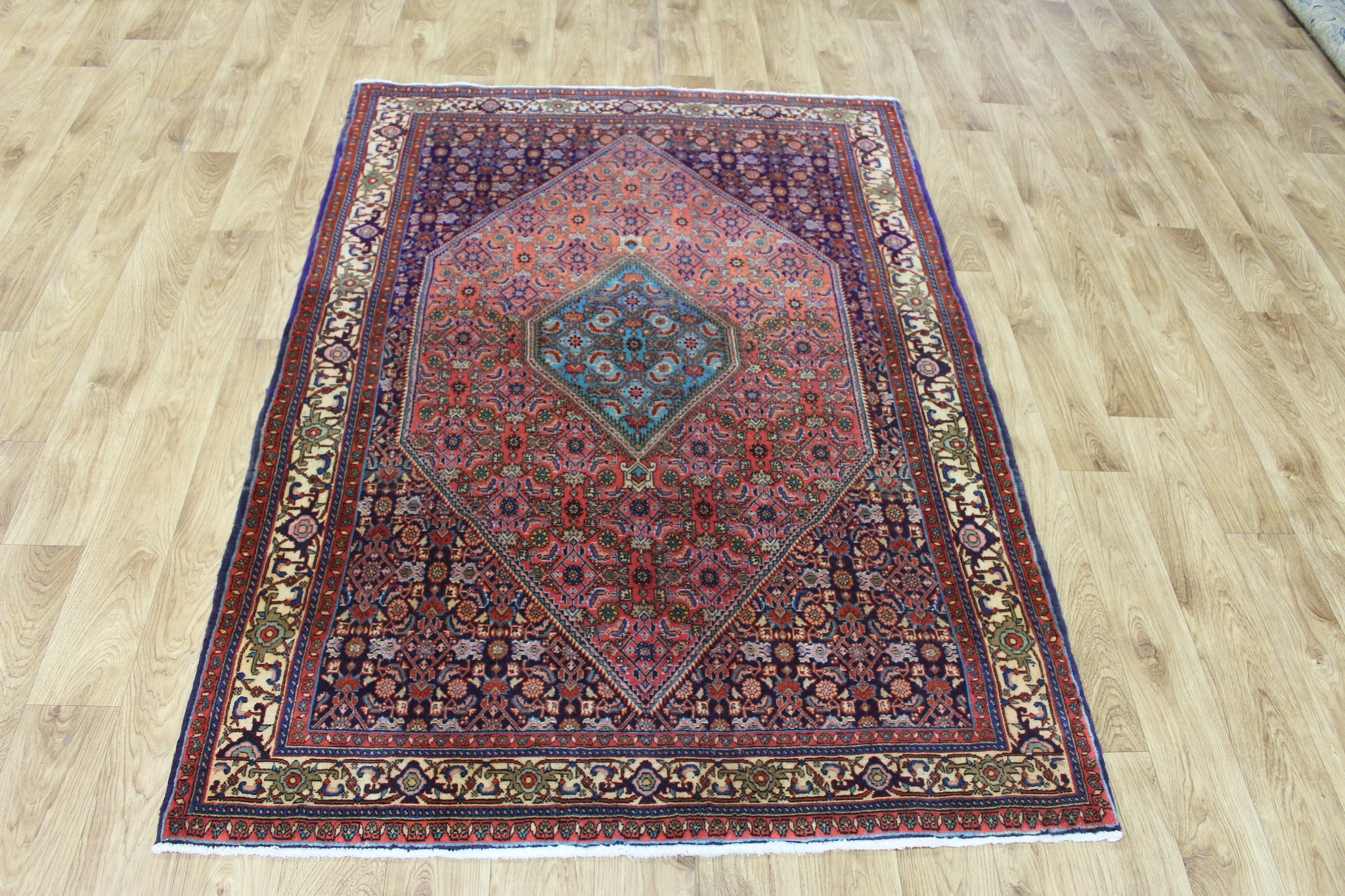 VINTAGE PERSIAN BIDJAR RUG, VERY HARD WEARING 172 X 123 CM