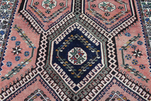 ANTIQUE QASHQAI RUG WITH CLASSIC DESIGN 280 X 145 CM