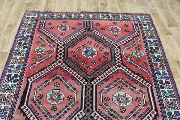 ANTIQUE QASHQAI RUG WITH CLASSIC DESIGN 280 X 145 CM