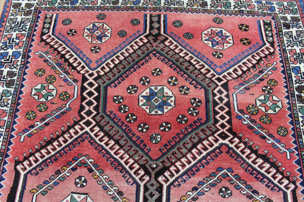 ANTIQUE QASHQAI RUG WITH CLASSIC DESIGN 280 X 145 CM