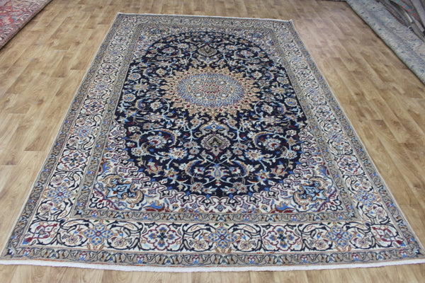 FINE PERSIAN NAIN WOOL AND SILK RUG 310 X 200 CM